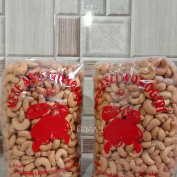 

KACANG MEDE METE GORENG 1 KG