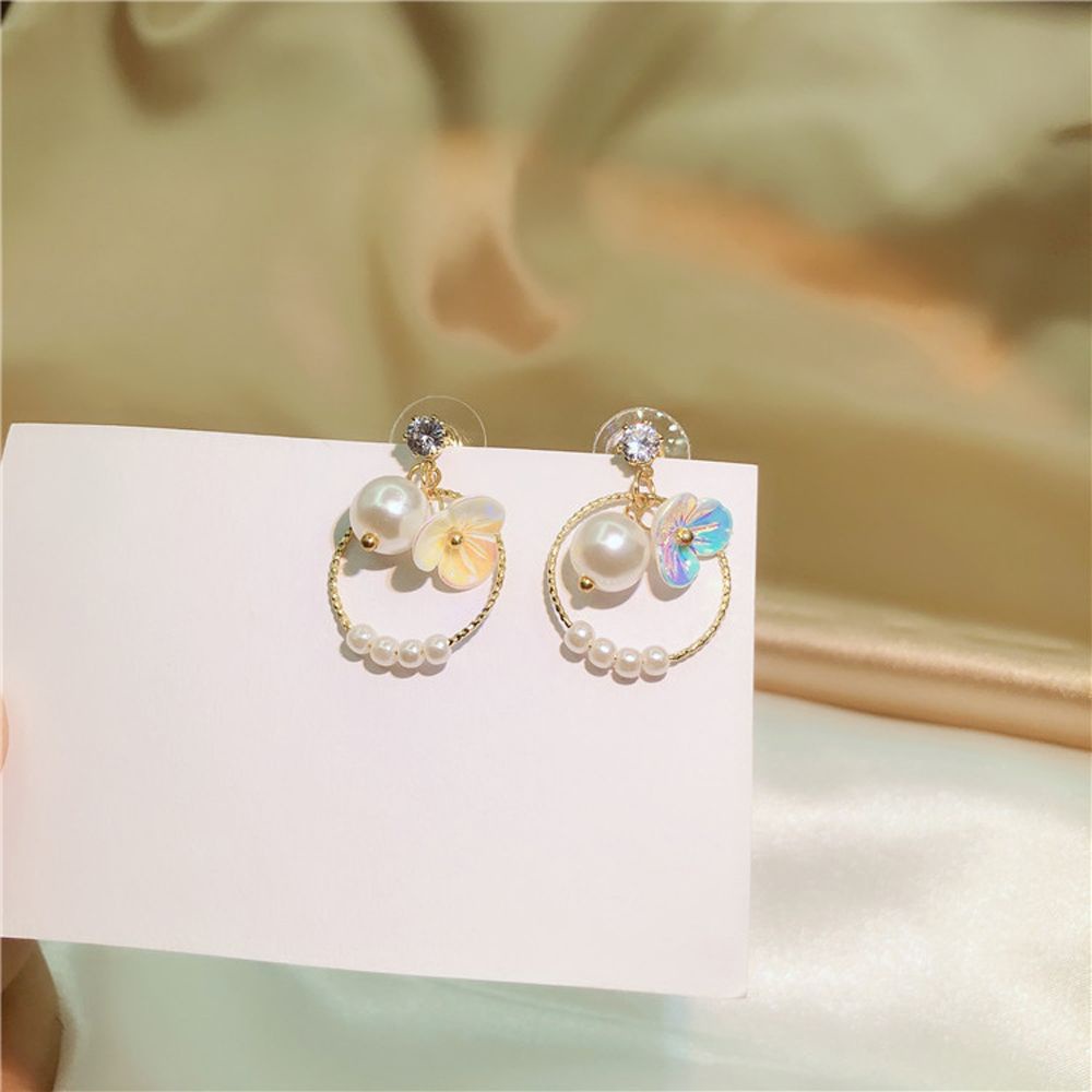 LANFY Sweet Women Dangle Earrings Elegant Fashion Jewelry Pearl Stud Earrings Cute Korean Round Zircon For Women Crystal Shell Flowers/Multicolor