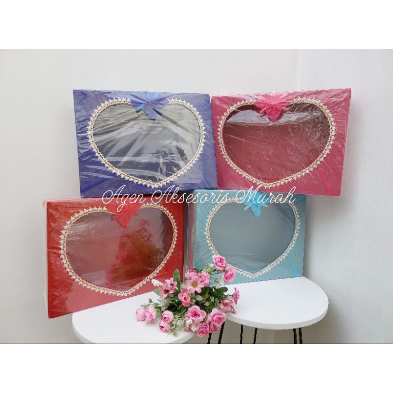 

Box Hantaran- Kotak tutup Love 39x29cm