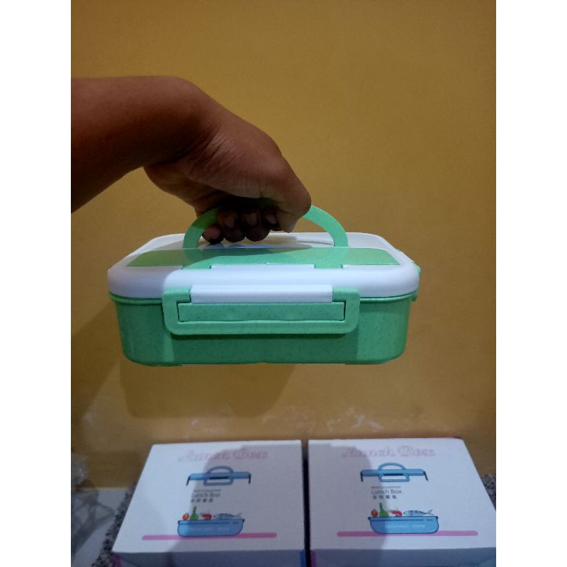 lunch box lucu 3 sekat /tempat bekal set sendok + sumpit/ tempat kotak makan siang bpa free