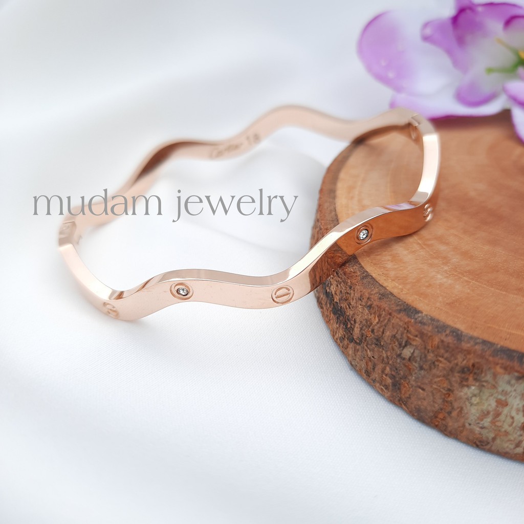 Gelang Bangle Titanium Polos dan Diamonds Model Mines Untuk Wanita dan Pria Bentuk Gelombang