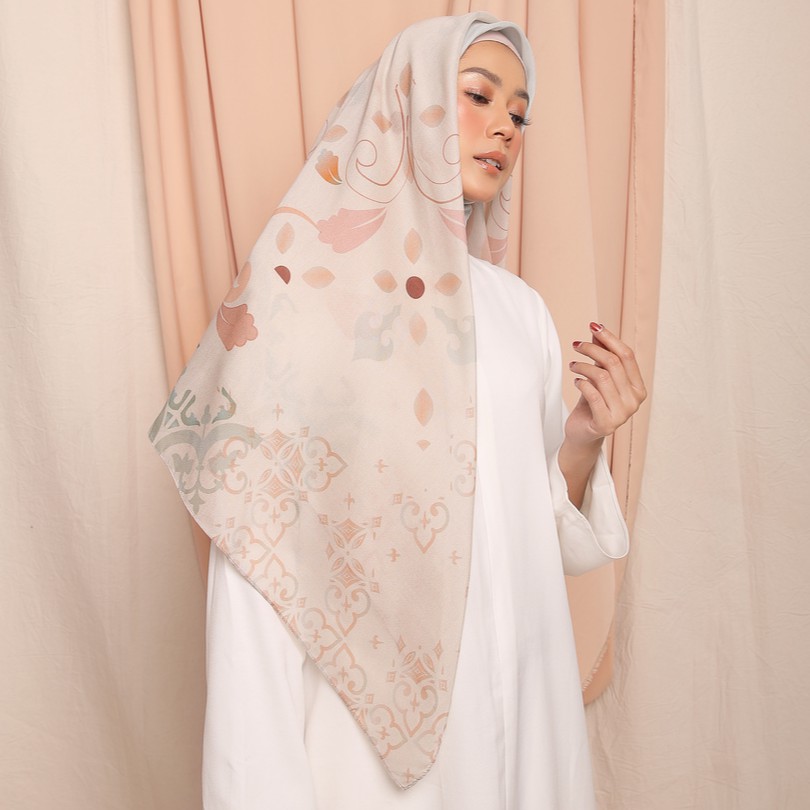 Diario - Kerudung Segi Empat Printing Collection-Medina Laurel