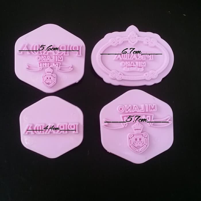 

Terjual Stamp Fondant Prada Bagus