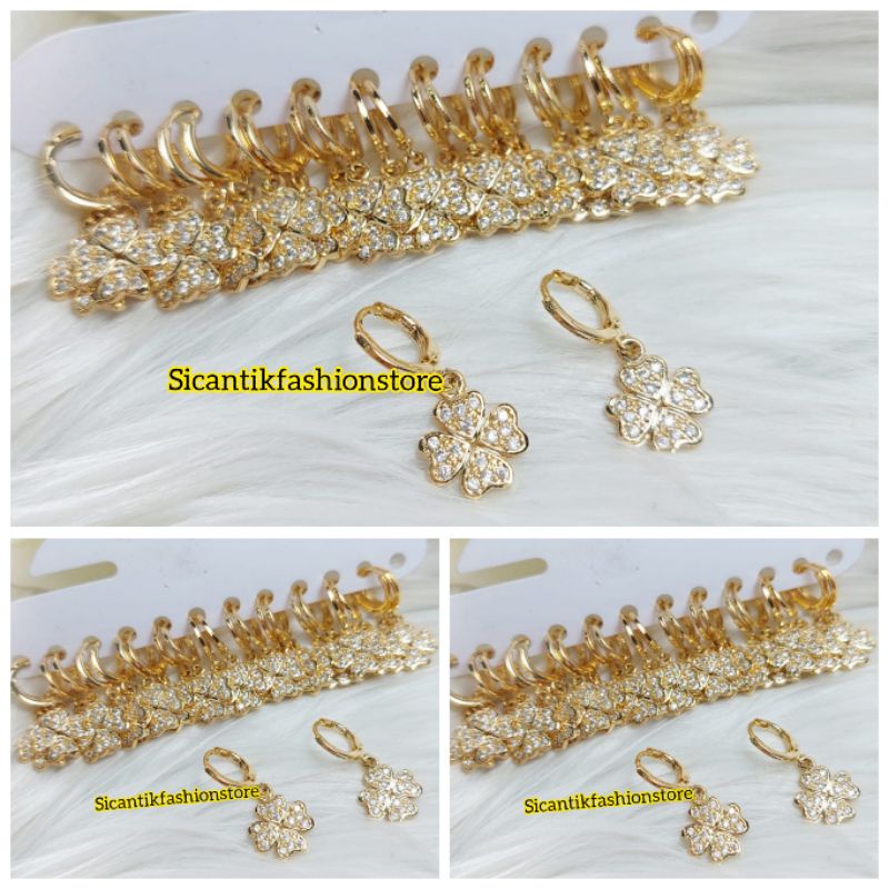 Anting Titanium Wanita Gold Motif Bunga Terbaru Terlaris Anti Karat Tidak Luntur Anting Wanita Gold Kekinian Mewah