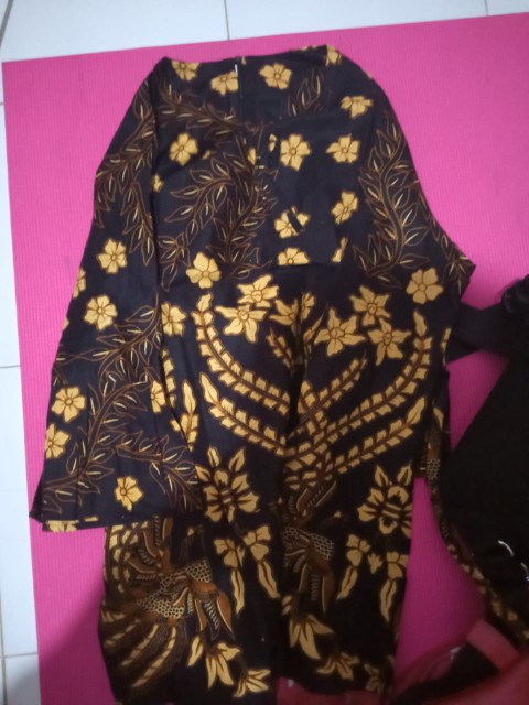 Atasan Batik Dolby Dolbi Dobby Doby Tenun Sutra Tulis Halus Katun Atbm Baron ,sarombit Atasan