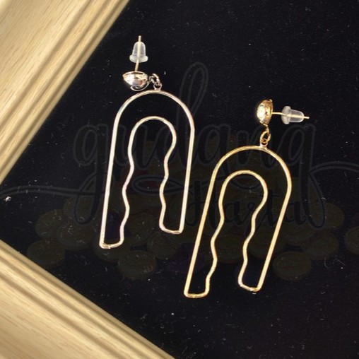 Anting Stud Magnet U Panjang Unik Lucu GH 203237