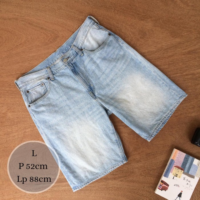 Celana Jeans Pendek Pria GET USED By UNIQLO Original Light Blue Preloved Second Bekas