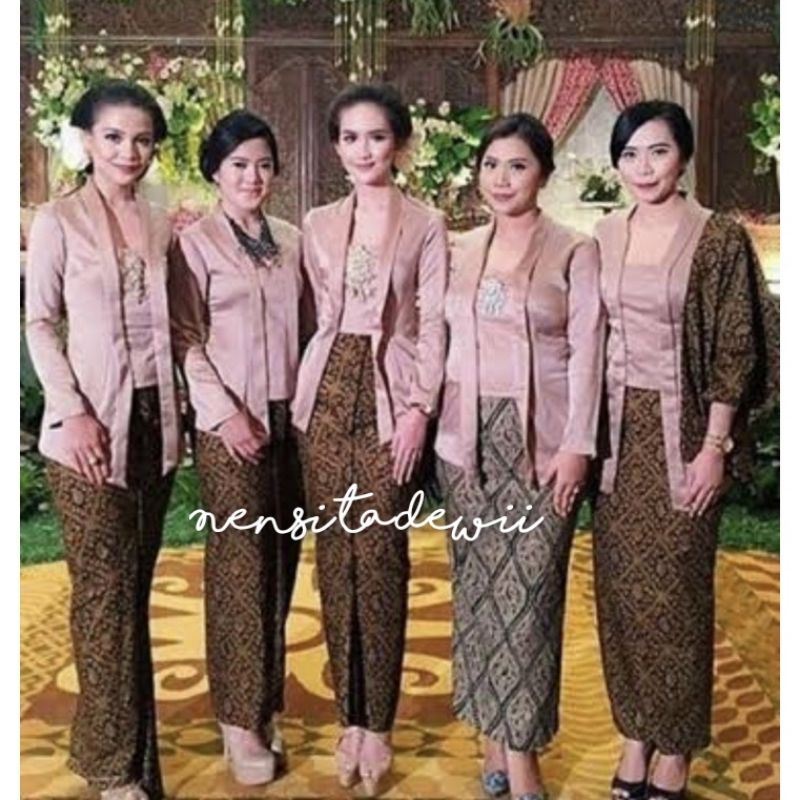 Set Kebaya + Rok Plisket / Kebaya Bridesmaid - Warna Rosegold