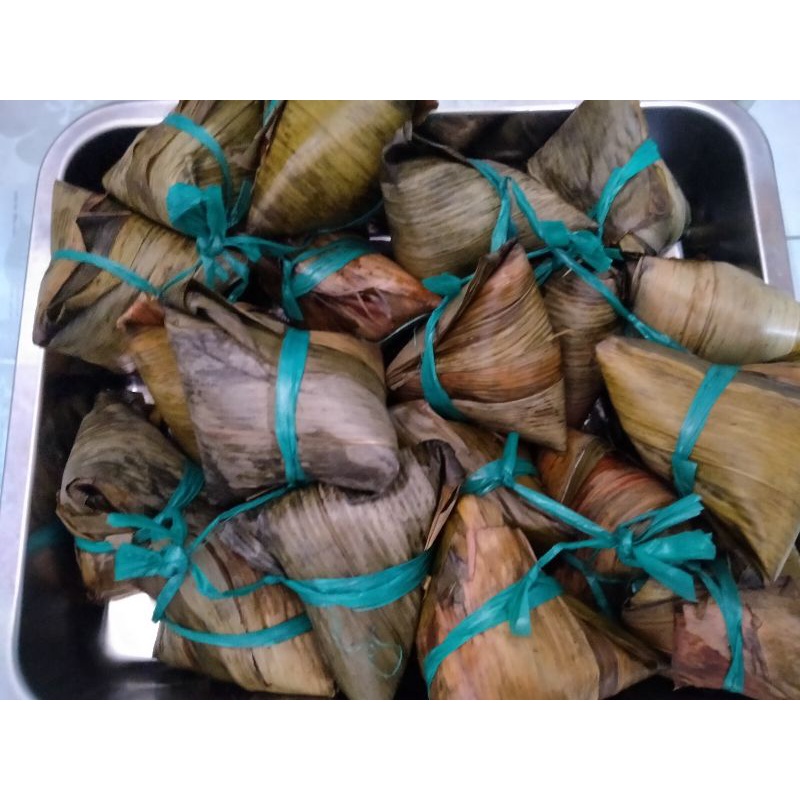 

BAKCANG SEMARANG / BAKCANG BABI
