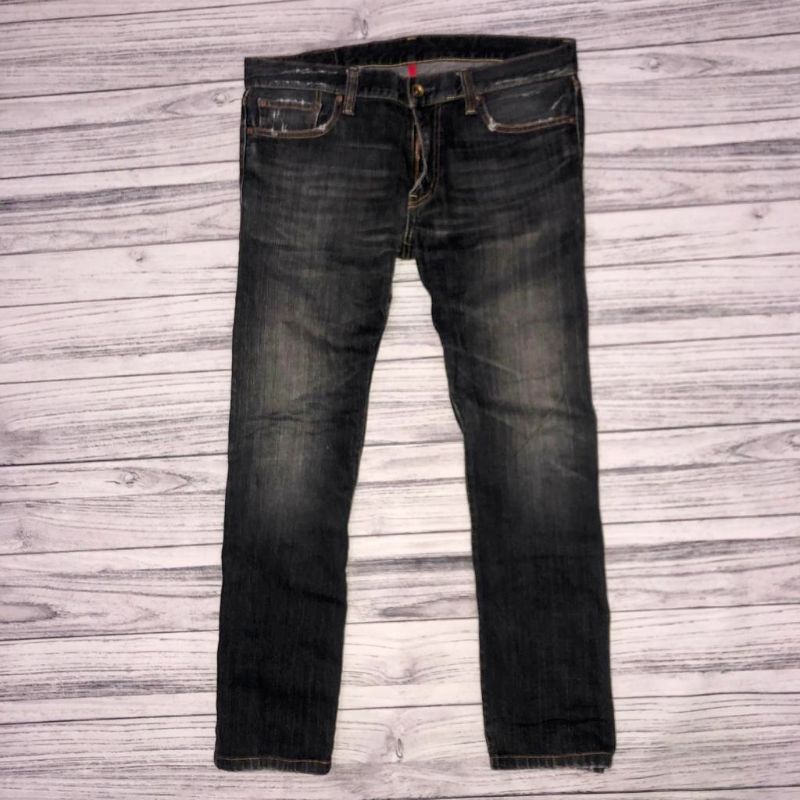jeans uniqlo s_001 -pria/cowok - second original - size 35