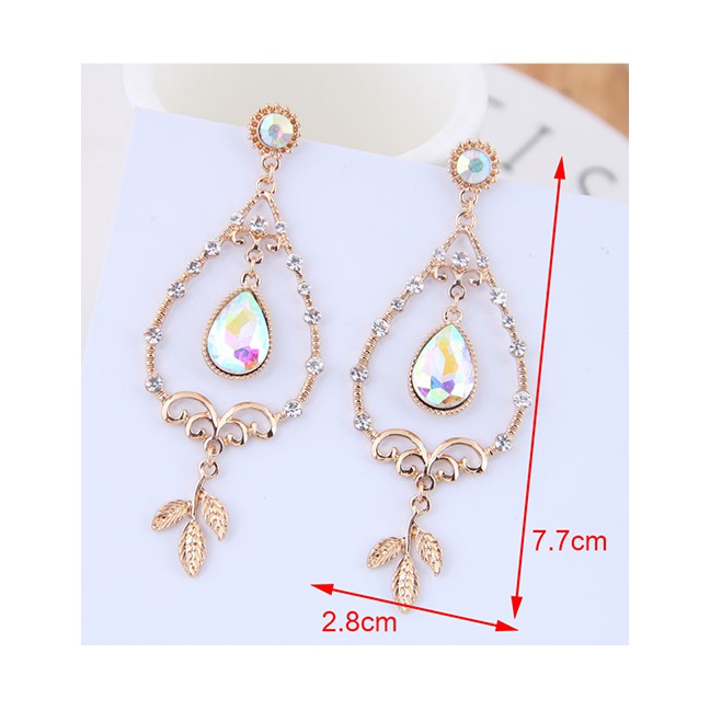 LRC Anting Tusuk Fashion Gold Hollow Drop Earrings A58806