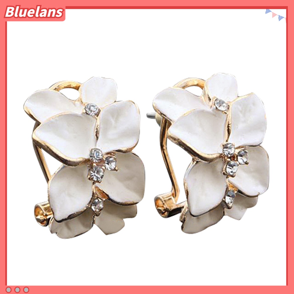 Anting Stud Desain Bunga Gardenia Warna Putih Untuk Wanita