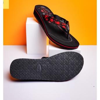 Carvil Sandal Spon Wedges Wanita Dewasa Puspita-L Black/Red