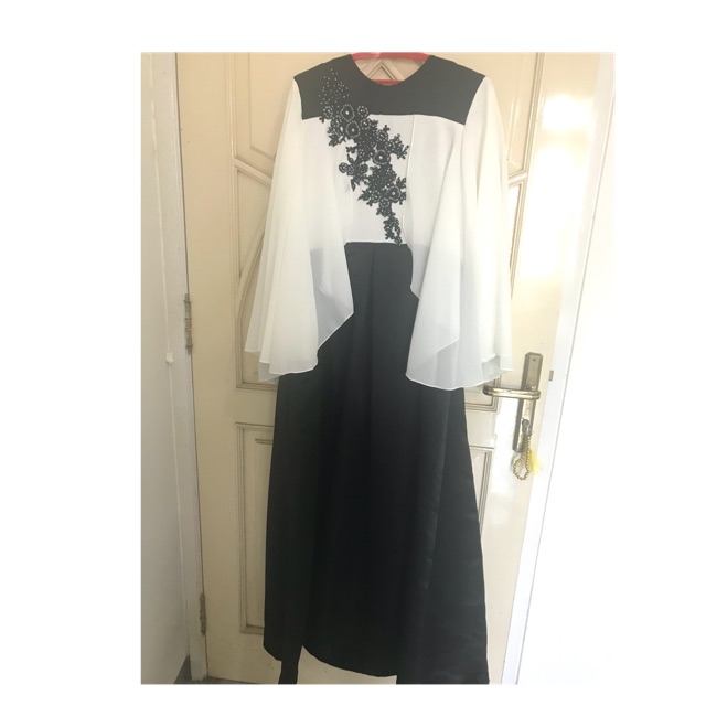 Gaun Pesta Mewah Payet