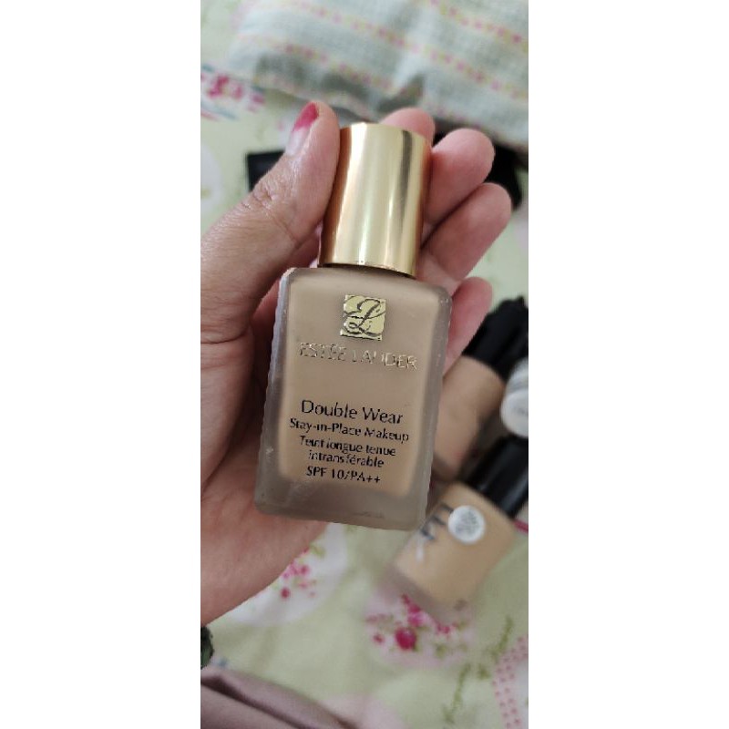 preloved foundation Estee lauder