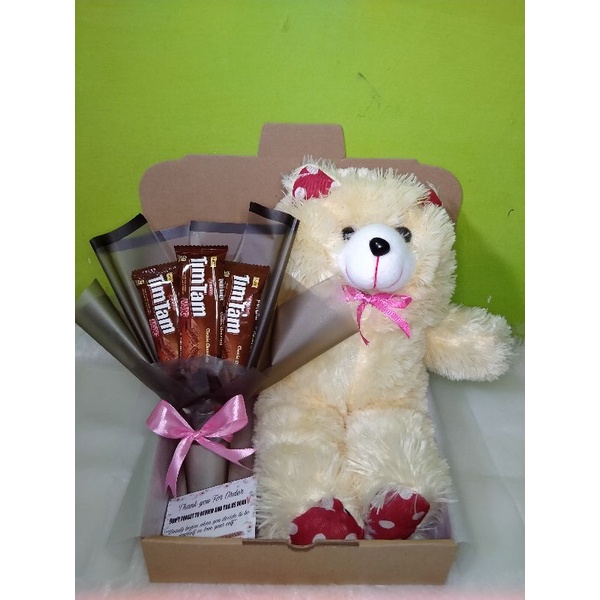 

kado ulang tahun / hampers boneka / gift box