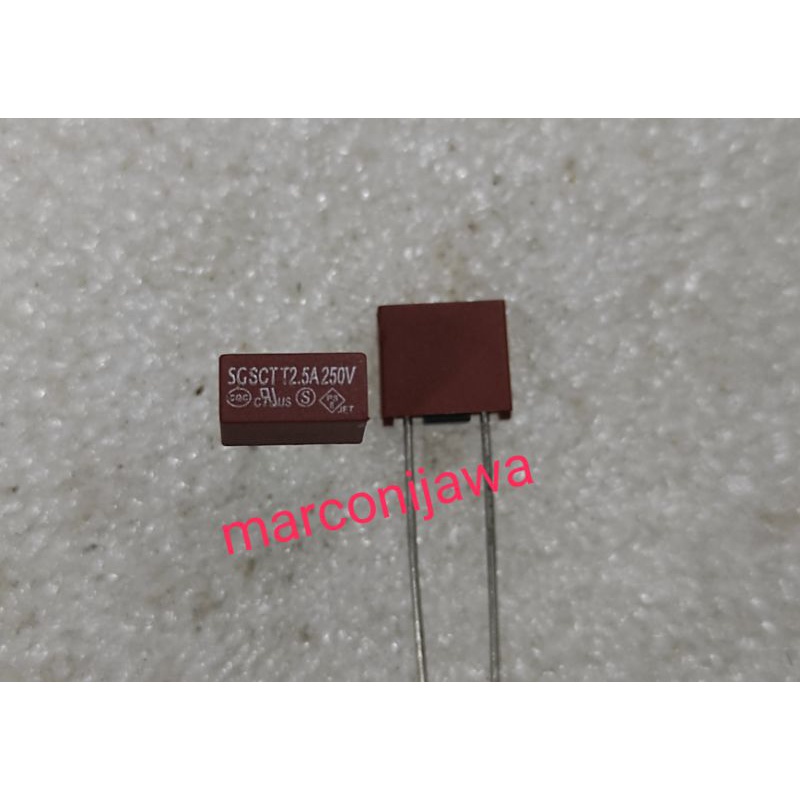 sekring Fuse 2.5A 250V kotak