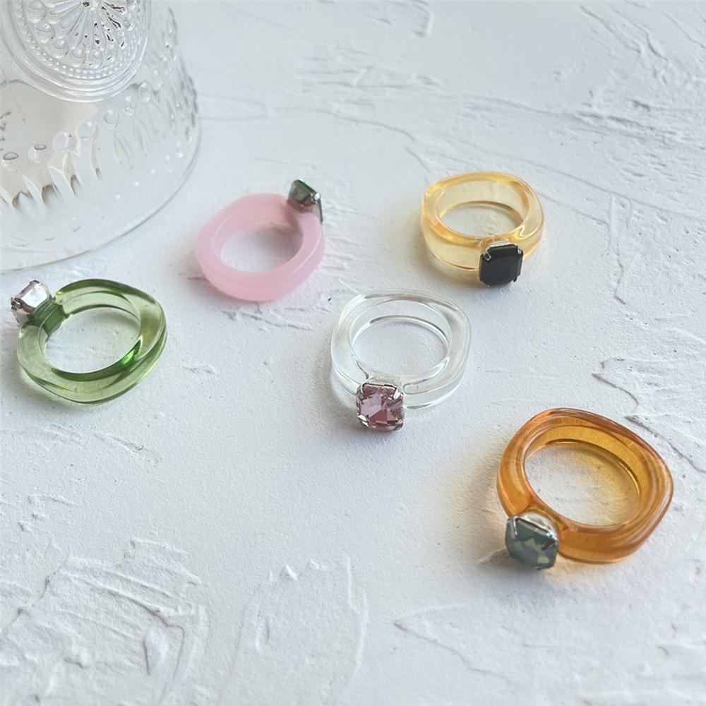 MXBEAUTY Elegant Finger Ring Trendy Geometric Resin Rings Women Fashion Jewelry Cool Rhinestone Girls Acrylic Transparent/Multicolor