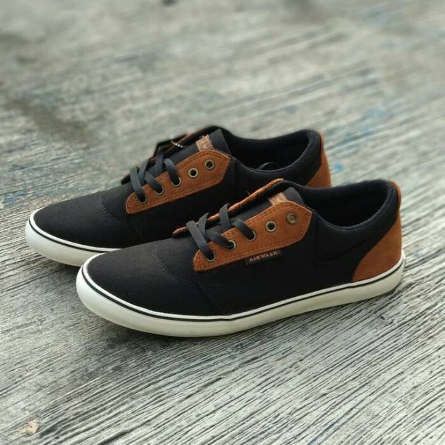AIRWALK CROSBY BLACK CAMEL SNEAKERS PRIA WANITA