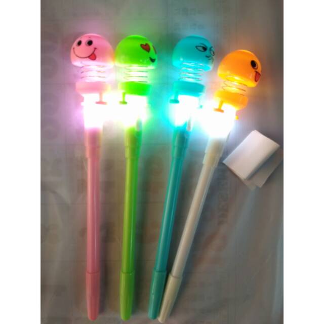 

Pen Gel Lampu emoji Smile unik isi 12 pcs