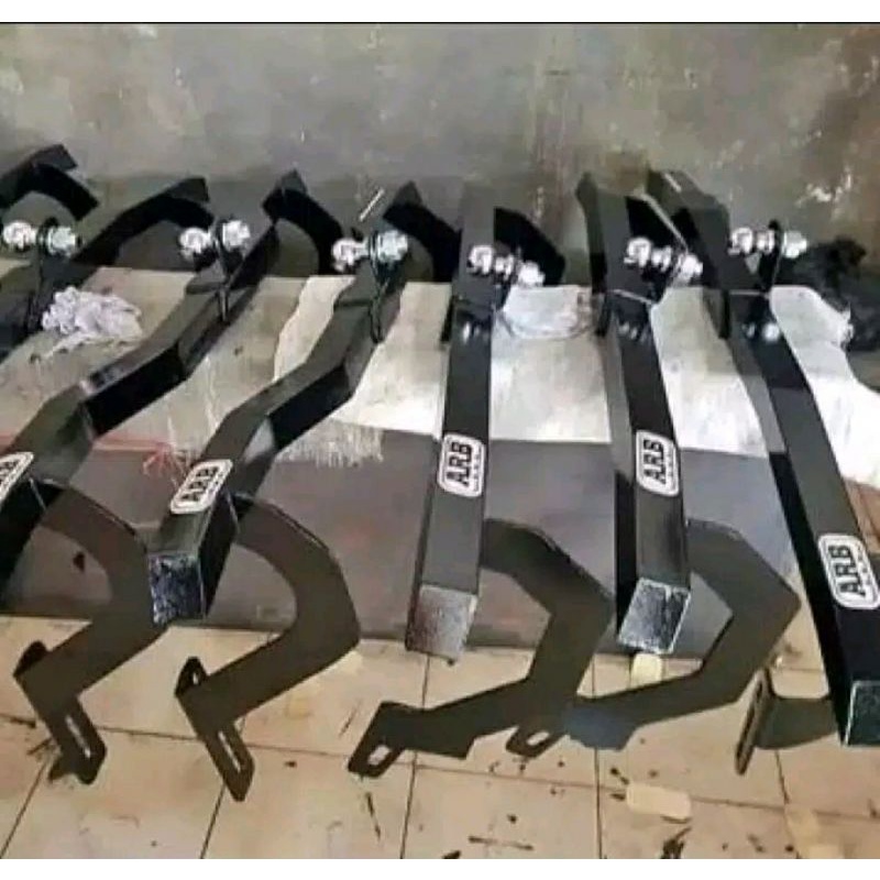 Towing bar besi bumper belakang mobil Rush 2007 ON 2015