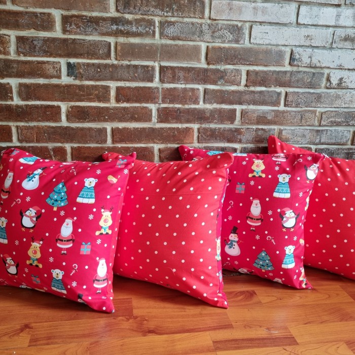 Sarung Bantal Sofa 40X40 Natal Christmas - Seri Merah 057