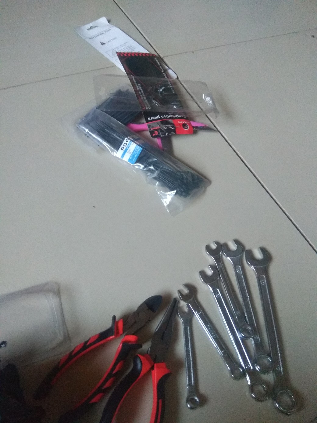 Tang Potong 6 Inch Kualitas Oke