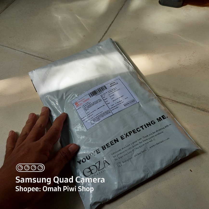 Odza Kemeja Batik Pria Slim Fit Modern Mewah Lengan Pendek Slimfit Delsiwa