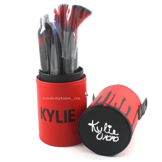 BRUSH SET KYLIE 12 IN 1