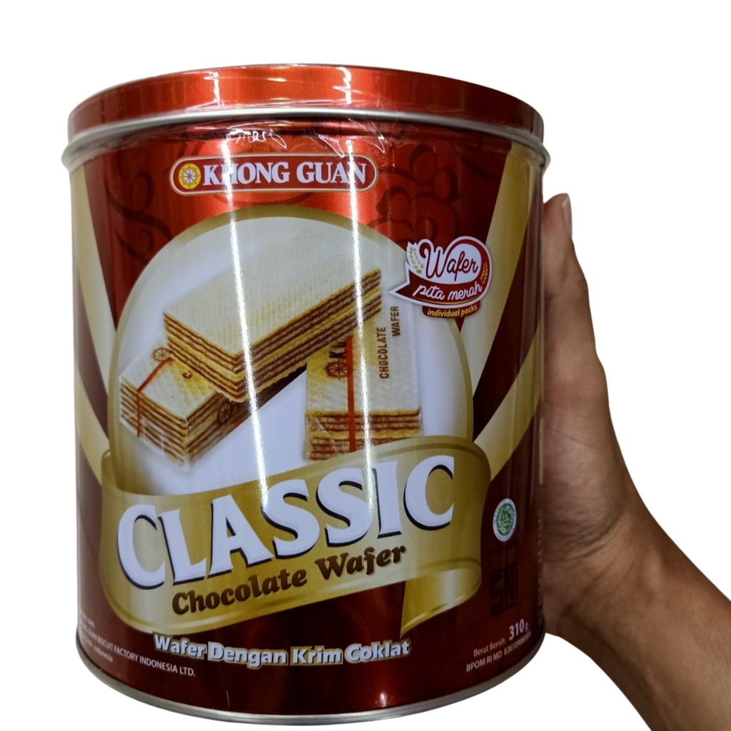 

Khong Guan Wafer Legenda Classic 310gr Coklat Kaleng Biskuit Kue Kering Chocolate Makanan Cemilan Cokelat