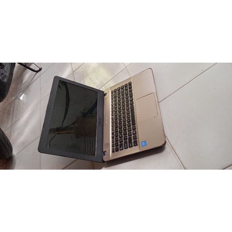 laptop asus x441ba