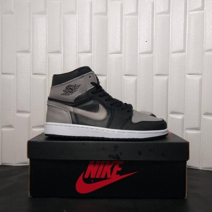 Sepatu Sneakers Nike Air Jordan 1 Shadow Grey Black Malikaikha