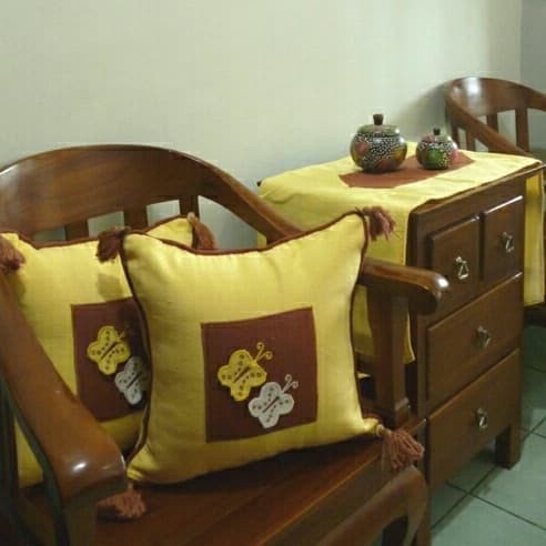 Sarung Bantal Sofa - Sarung Bantal Kursi Atau Sofa Set Minimalis Tenun Kupu Coklat