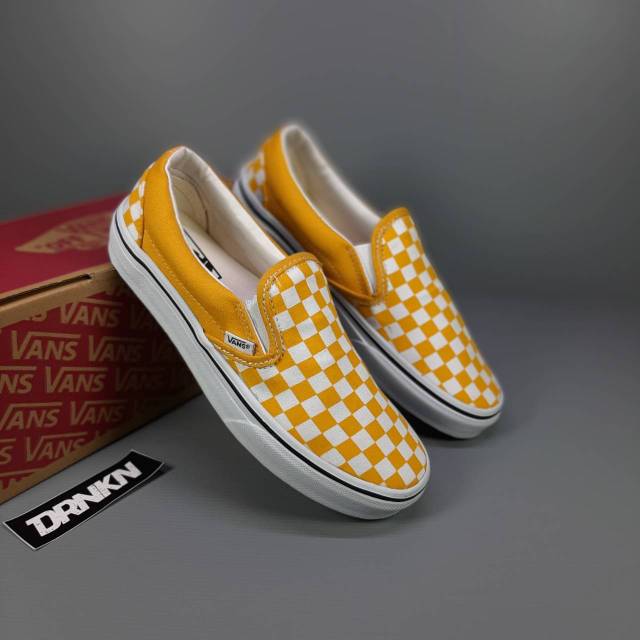 vans the domain