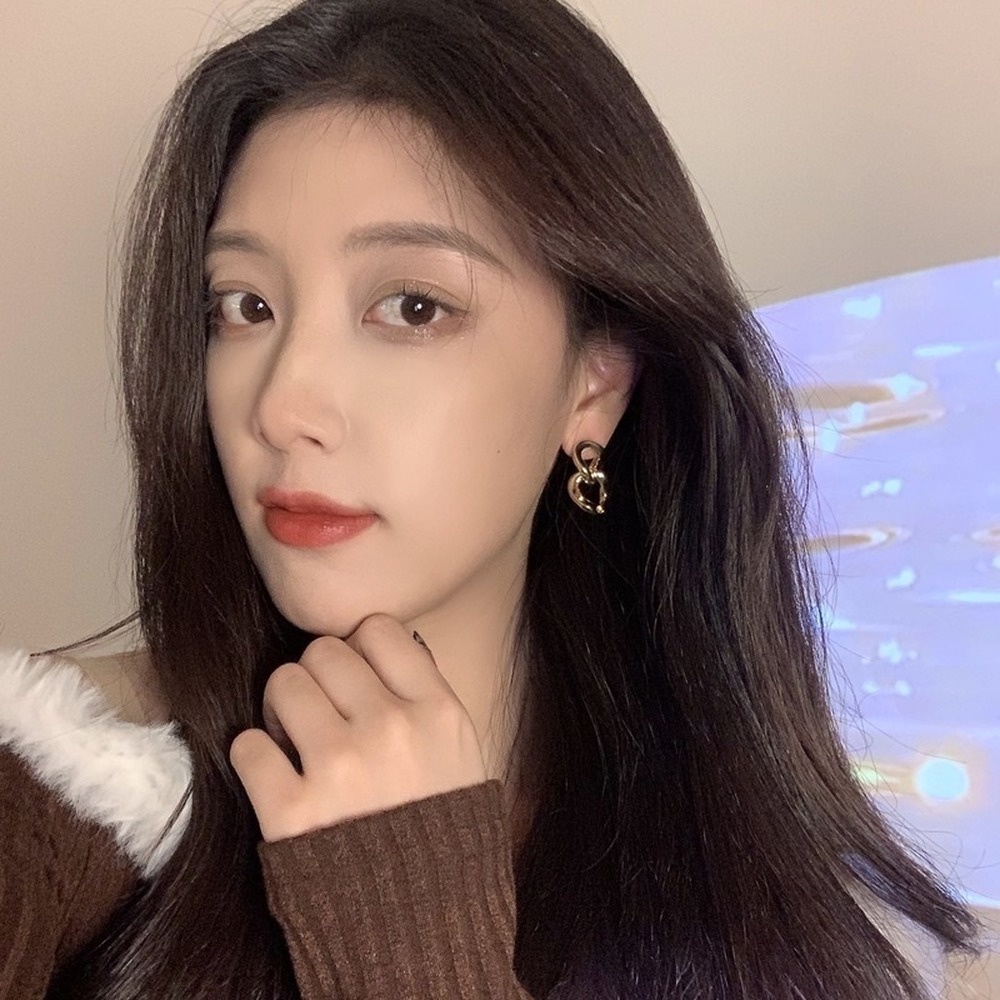 Anting Rantai Twist Bahan S925 Silver Needle Metal Gaya Retro Untuk Wanita