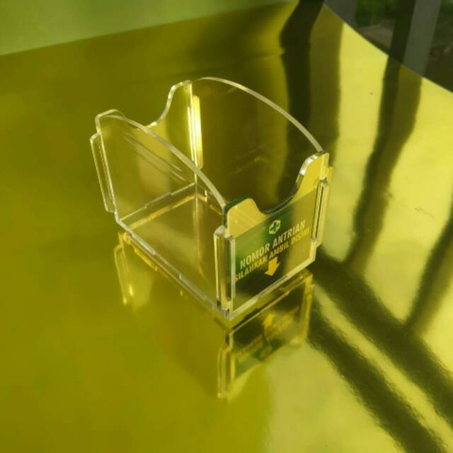 

Akrilik Kotak Kartu Antrian