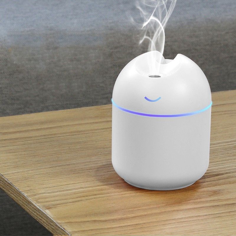 Humidifier Diffuser Aromaterapi Ultrasonik Ukuran Kecil Untuk Mobil/Rumah