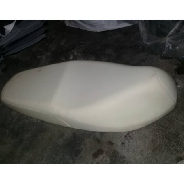 Busa jok motor honda revo fit