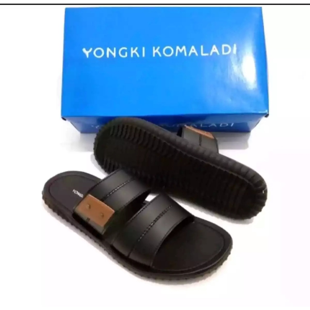 Kulit Sandal YONGKI KOMALADI 2022 Musim Panas Klasik Pria Sepatu Sandal Lembut Sandal Nyaman Luar Ru