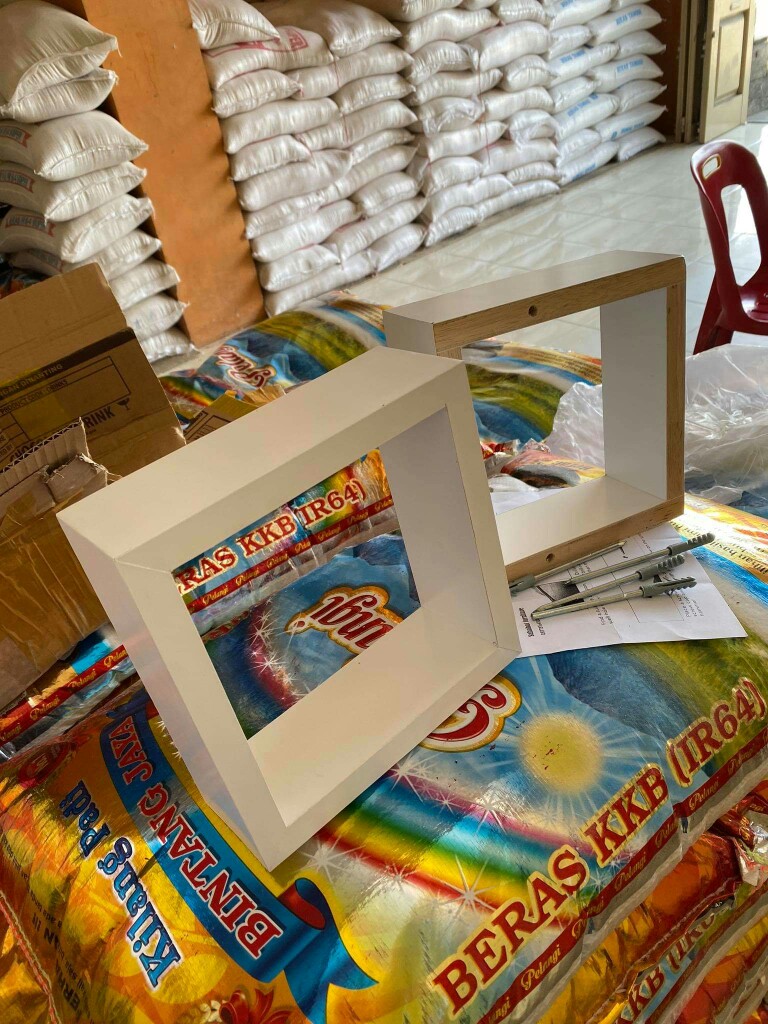 Rak Dinding Kotak 1 Pcs