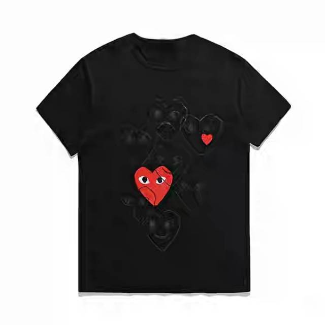 PLAY Comme Des Garcons