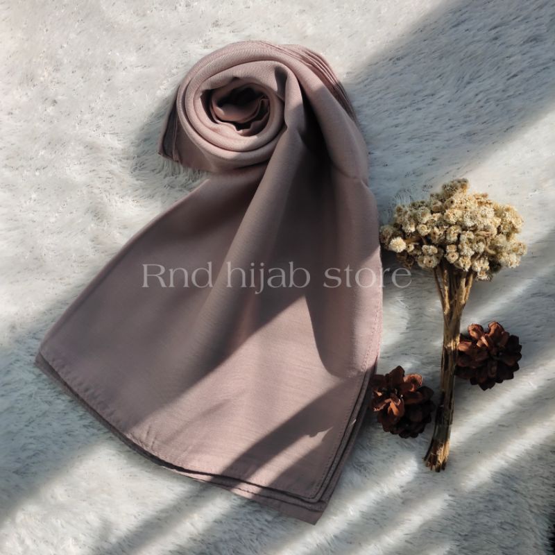 Hijab Segiempat Paris Premium jahit tepi | Red Rose | Varisha | Bintang | Azara-Taro
