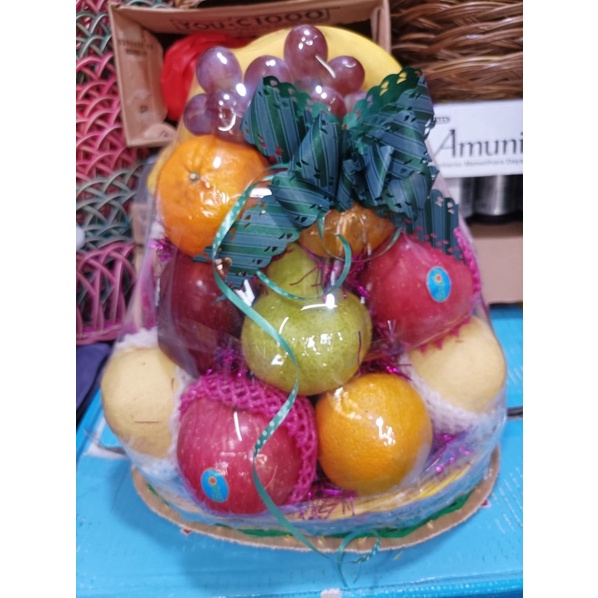 

parcel buah