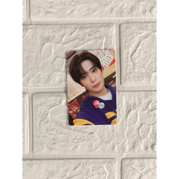 pc jaehyun pizza pc jaehyun sg's 22 sg season greetings 2022 official photocard