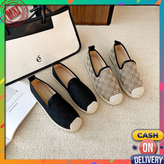 Sendal Gunung Platform Wanita Wadges Tali Empuk Korea Big Size Warna Krem Hitam Model Korean Style T