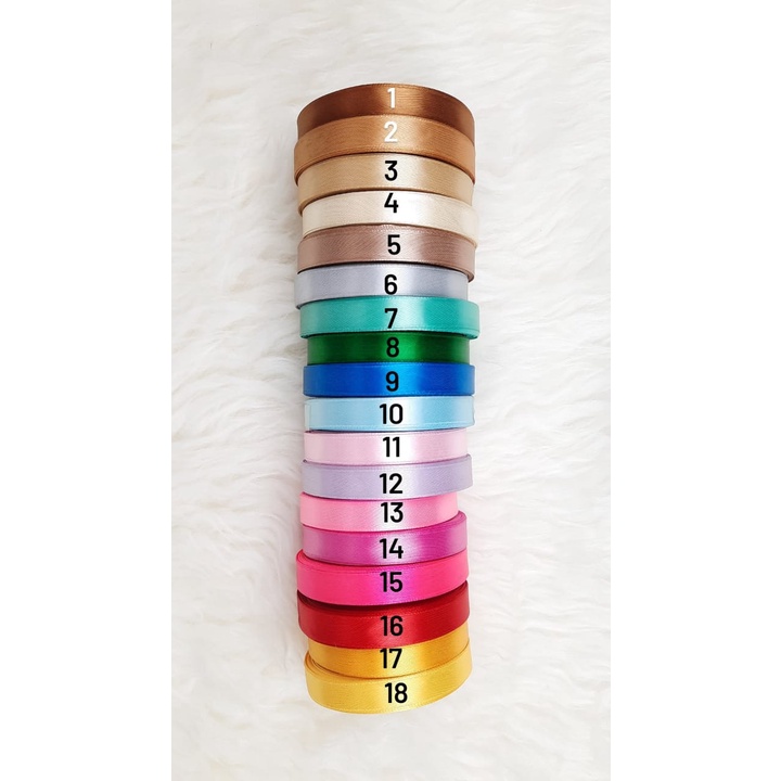 

Pita Satin Warna-Warni 1/2 Inch / 1,25 cm 20 Yard Per Roll Import Taiwan