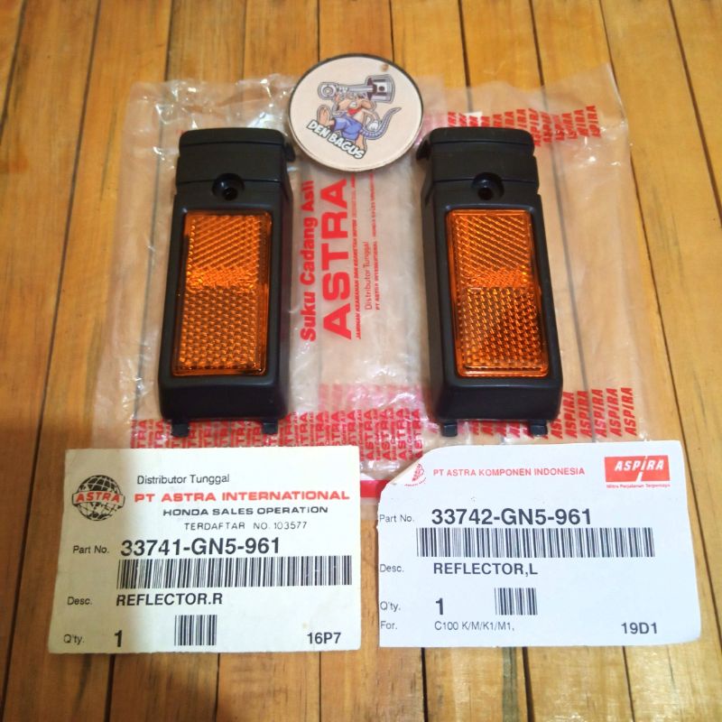 MATA KUCING MINI REFLEKTOR REFLECTOR CAT EYE SAMPING SPAKBOR DEPAN HONDA ASTREA PRIMA SET KANAN KIRI