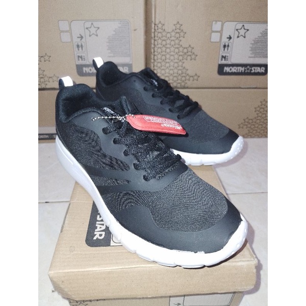 SEPATU SEKOLAH NORTH STAR HITAM-PUTIH