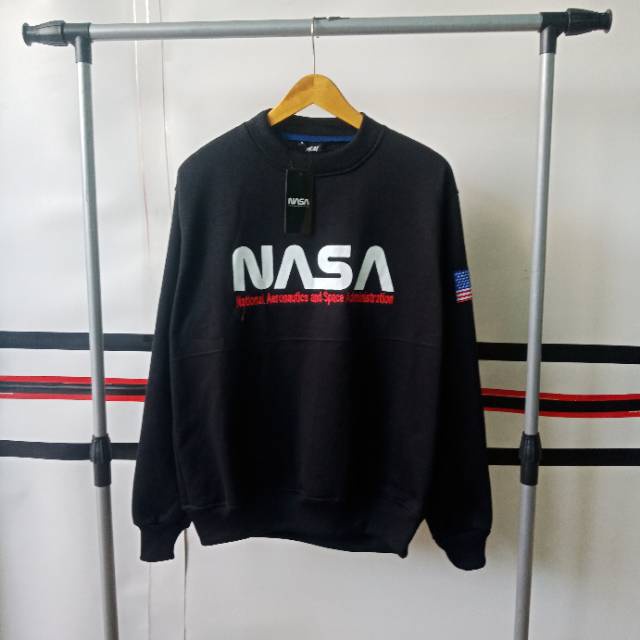 SWEATER CREWNECK NASA SCRIPST H*M TEKS DADA LOGO BENDERA USA ORISINAL BANDUNG