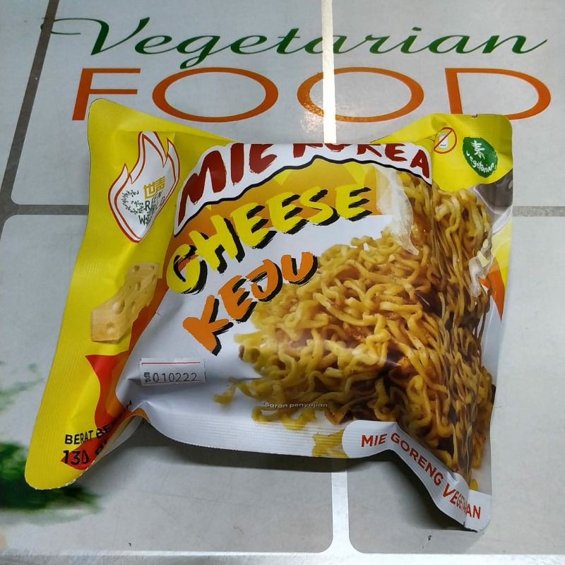 MIE KOREA CHEESE, MIE GORENG VEGETARIAN, 130g, GREEN WORLD